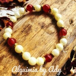 Alquimia Red untreated Ruby and Cream Beaded Bracelet
